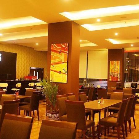 Hom顶级芝拉扎酒店 外观 照片