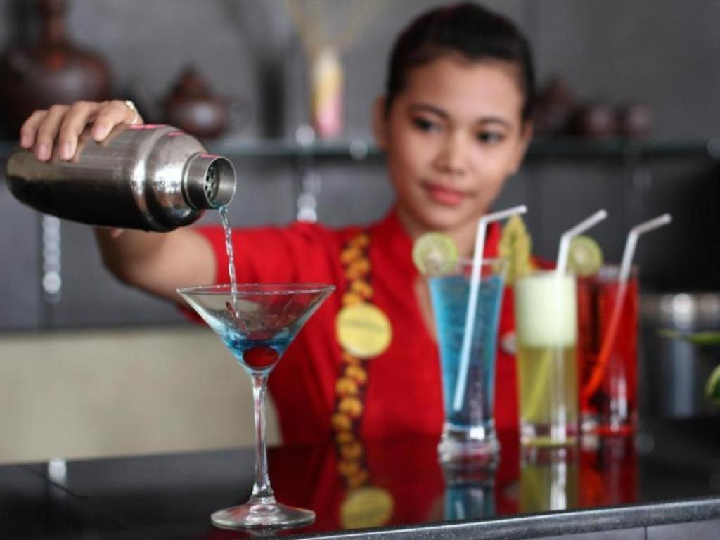 Hom顶级芝拉扎酒店 外观 照片