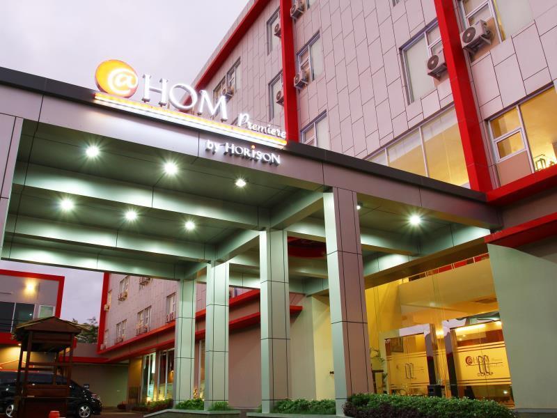 Hom顶级芝拉扎酒店 外观 照片